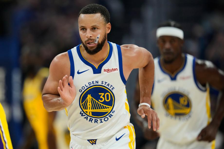 库里14分布朗尼5分5失误艾顿7+7 勇士轻取湖人