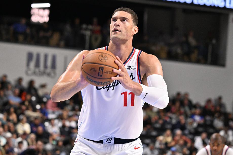 季前赛-奥拉迪波24分 广州下半场崩盘47分不敌快船