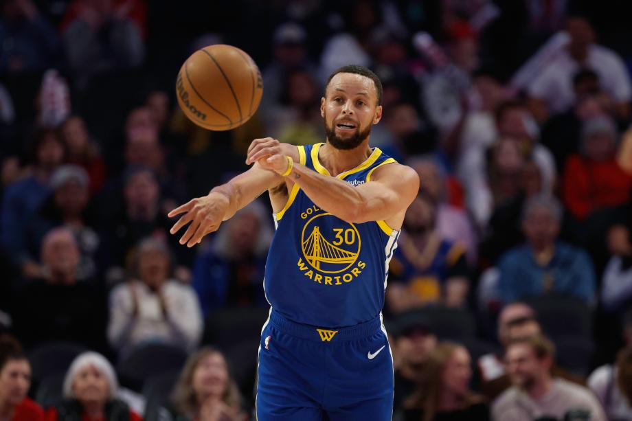 NBA季前赛:杨瀚森9分6篮板 开拓者不敌勇士