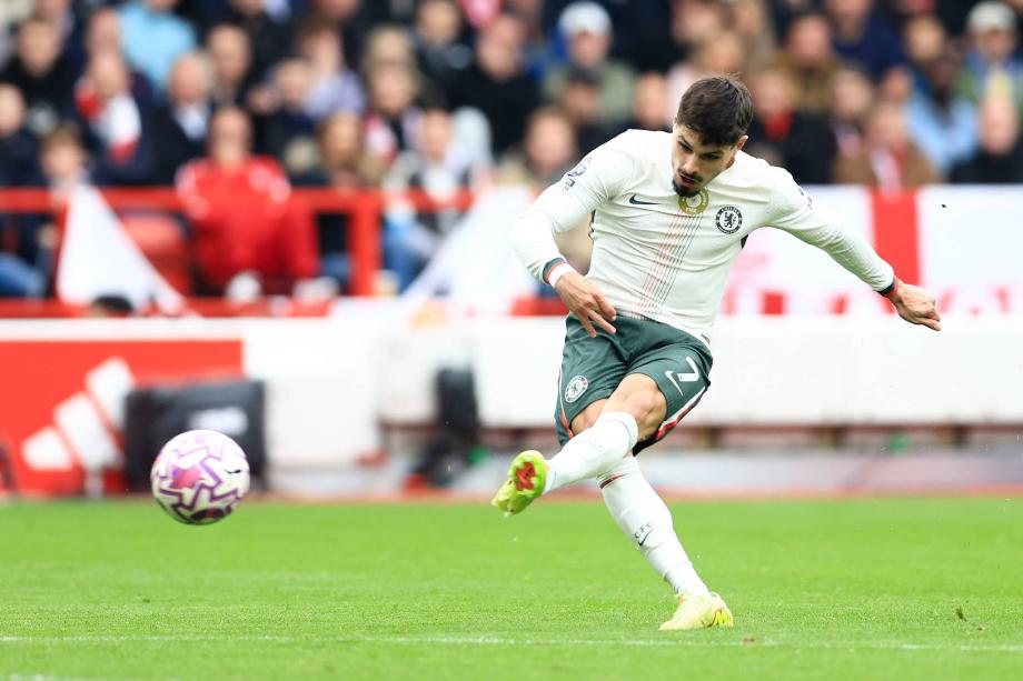 阿昌庞处子球内托传射 切尔西完胜森林两连胜