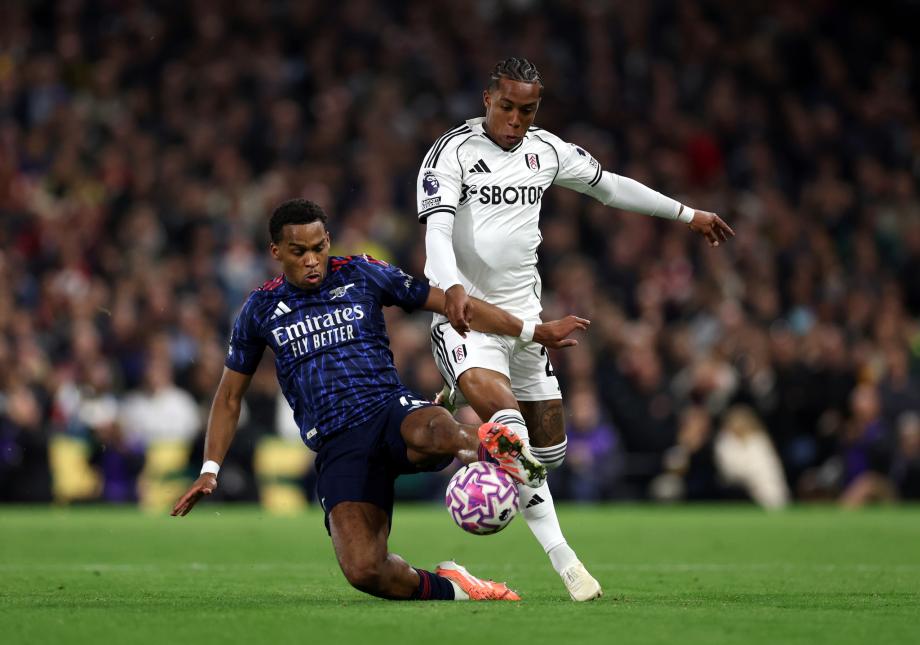 加布里埃尔助攻特罗萨德进球 阿森纳1-0富勒姆