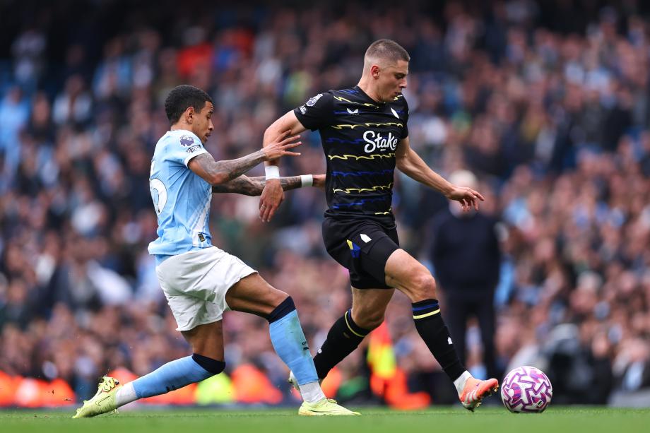 哈兰德梅开二度萨维尼奥献助攻 曼城胜埃弗顿