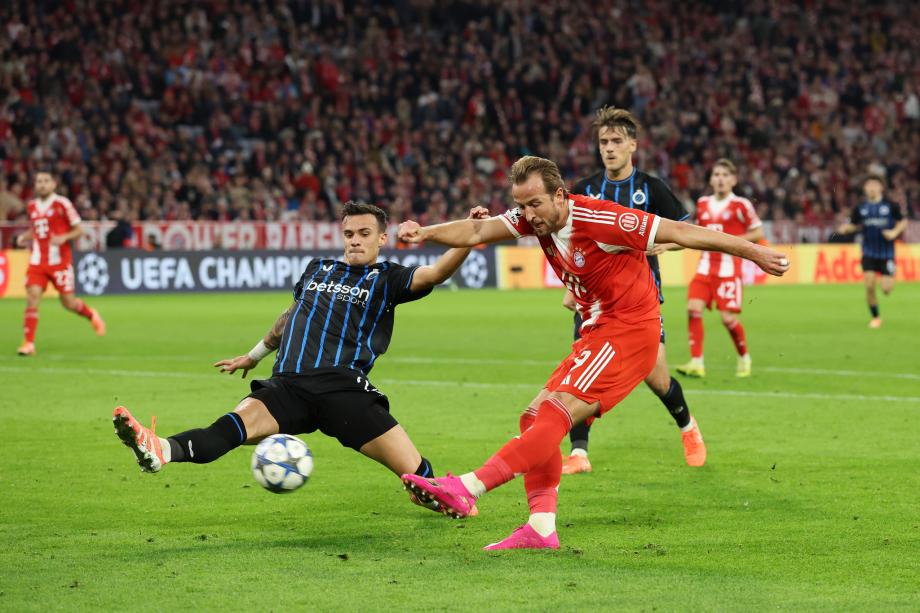 卡尔世界波凯恩破门莱默尔造3球 拜仁4-0布鲁日