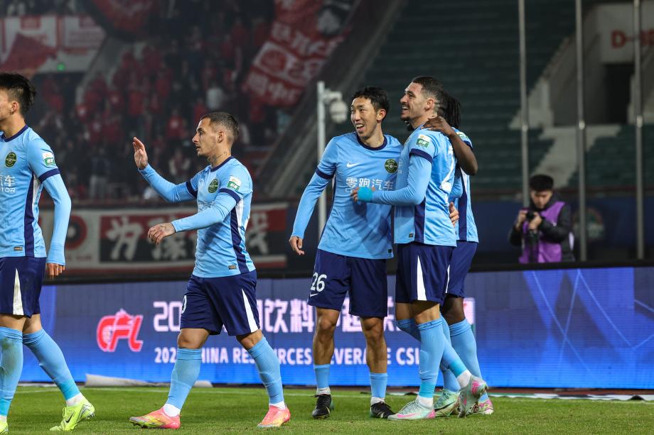 李提香乌龙亚戈补时破门 河南主场战平浙江