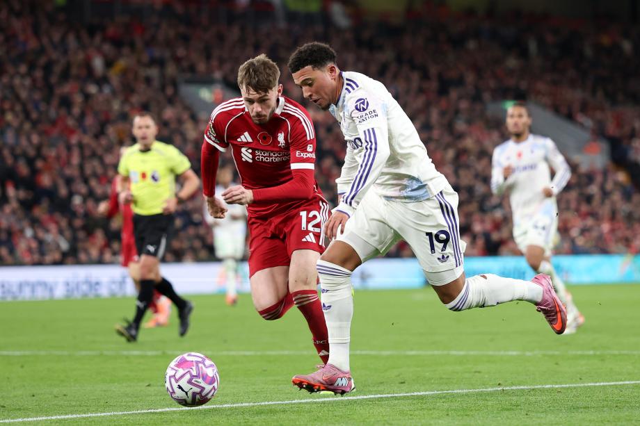 萨拉赫连场破门 利物浦2-0维拉终结英超4连败