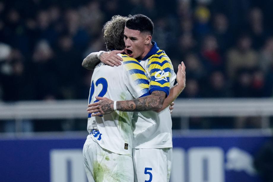 萨勒马科尔斯破门莱奥点射 米兰2-2平帕尔马