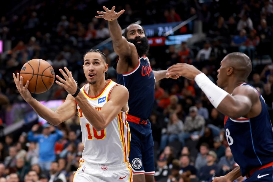 哈登空砍三双克雷伊奇28分 老鹰送快船5连败