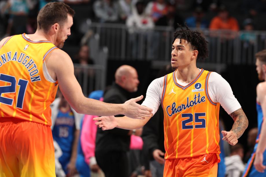 亚历山大33+7切特25+8 雷霆轻取黄蜂取5连胜