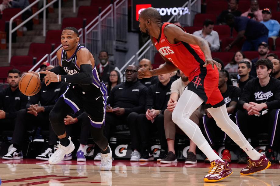 杜兰特24分申京28+10 火箭大胜送国王四连败