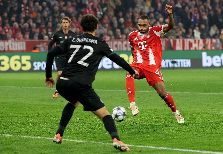 17岁小将卡尔欧冠4场3球 拜仁3-1葡萄牙体育