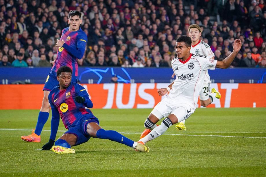 孔德双响亚马尔拉什福德助攻 巴萨2-1法兰克福