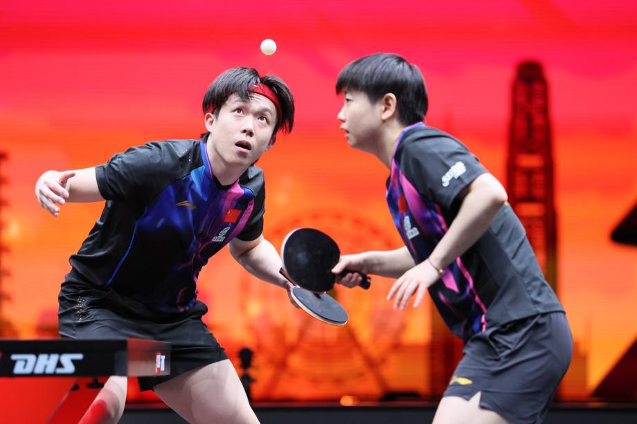 [图]WTT总决赛 王楚钦孙颖莎3-0印度组合迎开门红体育赛事直播