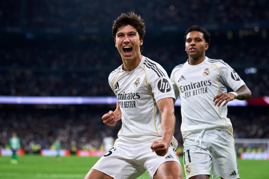 西甲-贡萨洛戴帽罗德里戈2助攻 皇马5-1贝蒂斯