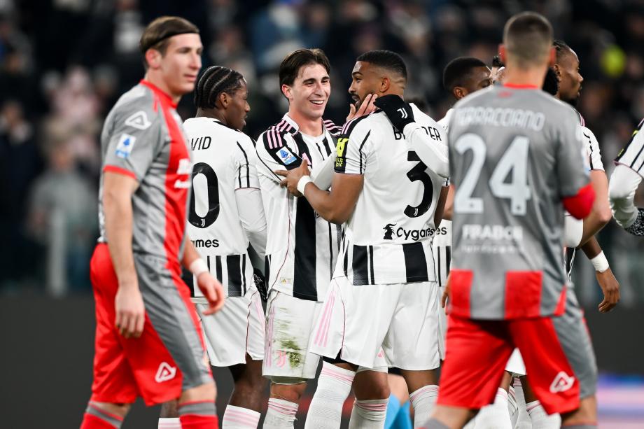 伊尔迪兹戴维破门 尤文5-0大胜克雷莫内塞