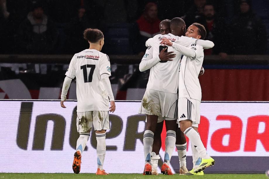 登贝莱失单刀 大巴黎0-1巴黎FC止步法国杯32强