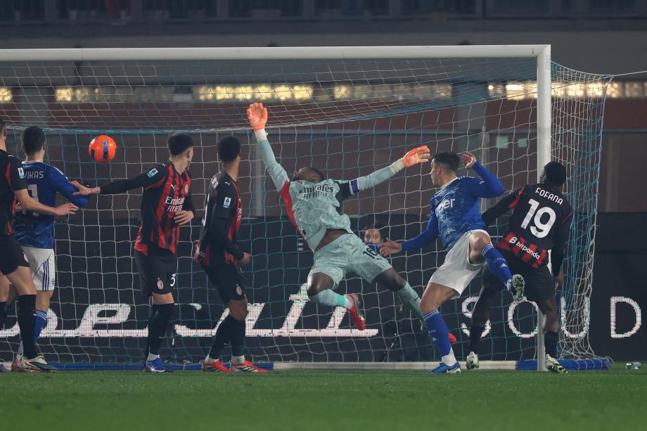 意甲-拉比奥特双响+造点 米兰3-1科莫 19轮不败