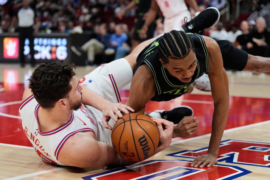 杜兰特总得分升至历史第六 火箭胜鹈鹕