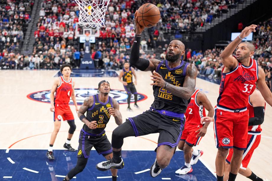 东契奇32+11+8詹姆斯23+5+6 湖人不敌快船