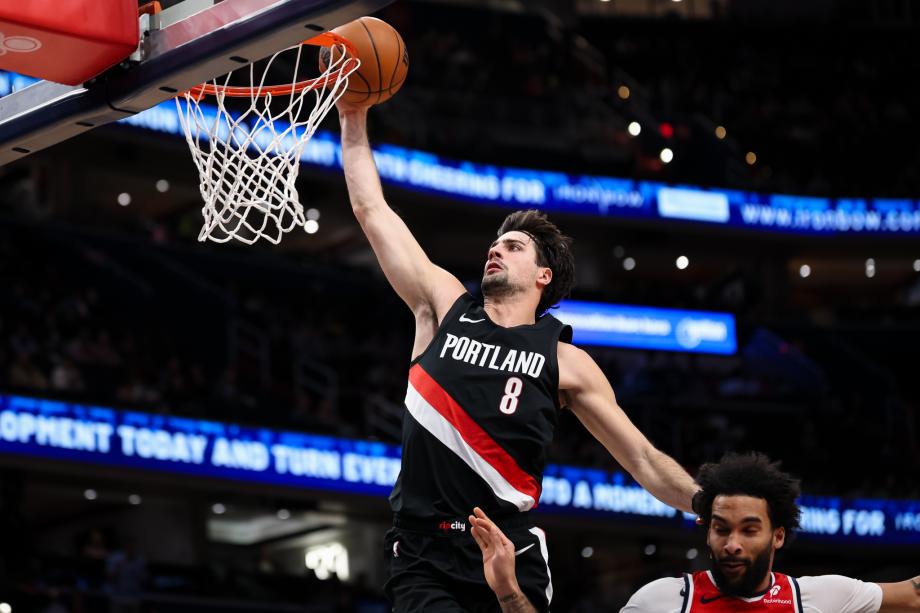 杨瀚森6分5板正负值全队最高 开拓者不敌奇才