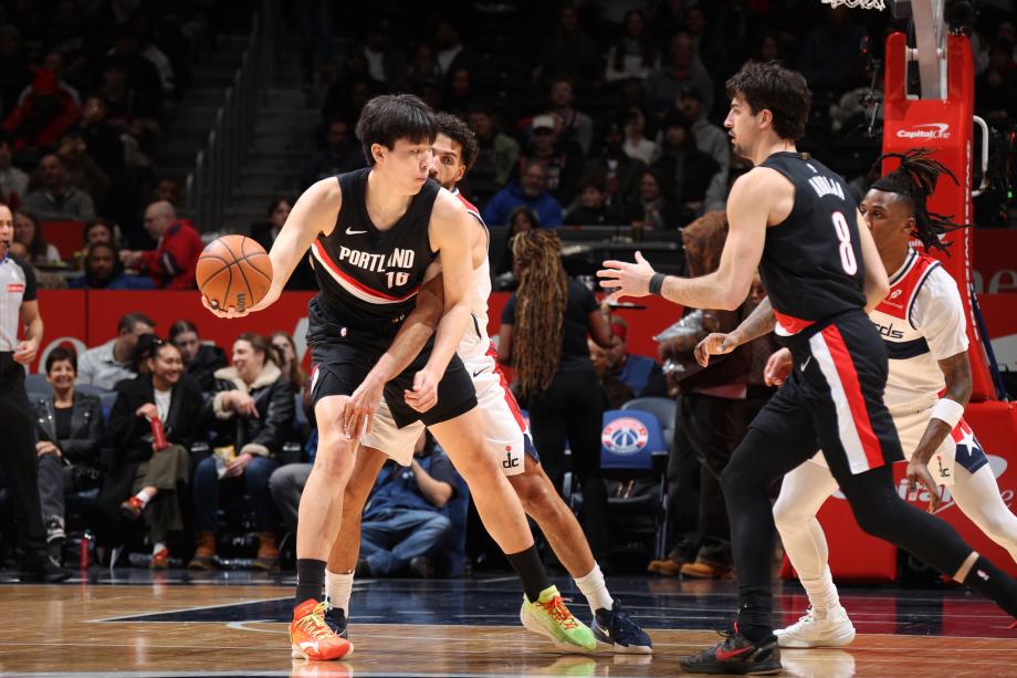 杨瀚森6分5板正负值全队最高 开拓者不敌奇才