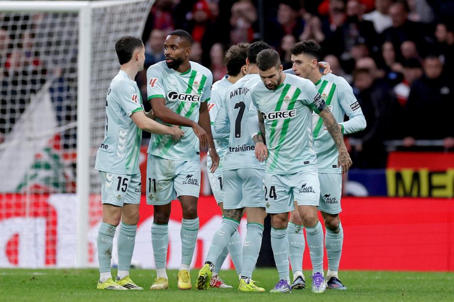 西甲-安东尼世界波破门 皇家贝蒂斯1-0客胜马竞