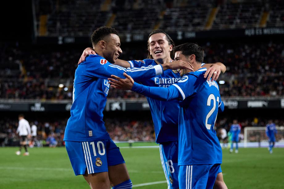 西甲-姆巴佩破门 皇马2-0巴伦西亚距榜首1分