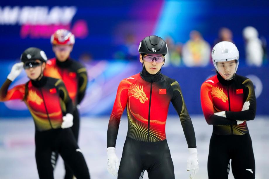 [图]冬奥会短说念速滑男女搀杂团体致力 中国队获第四名