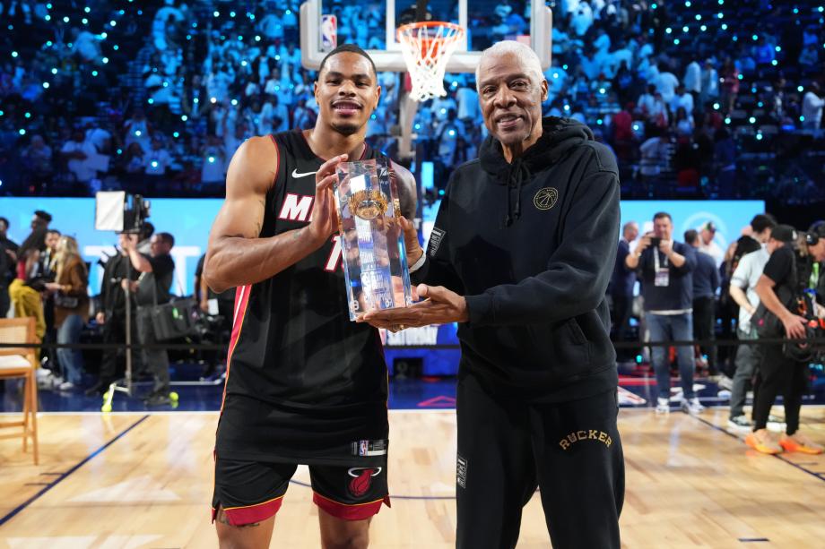 全明星扣篮大赛 约翰逊力压布莱恩特夺冠