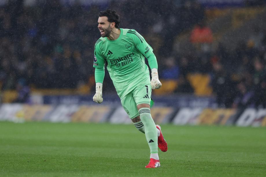 英超-因卡皮耶处子球 阿森纳2-2遭狼队绝平