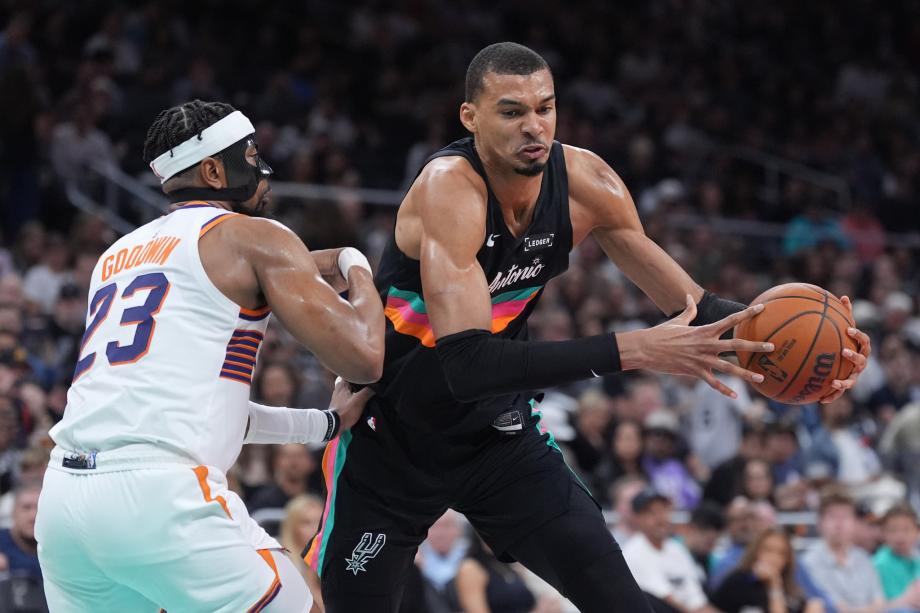 文班亚马17+11格林26分 马刺轻取太阳迎来7连胜