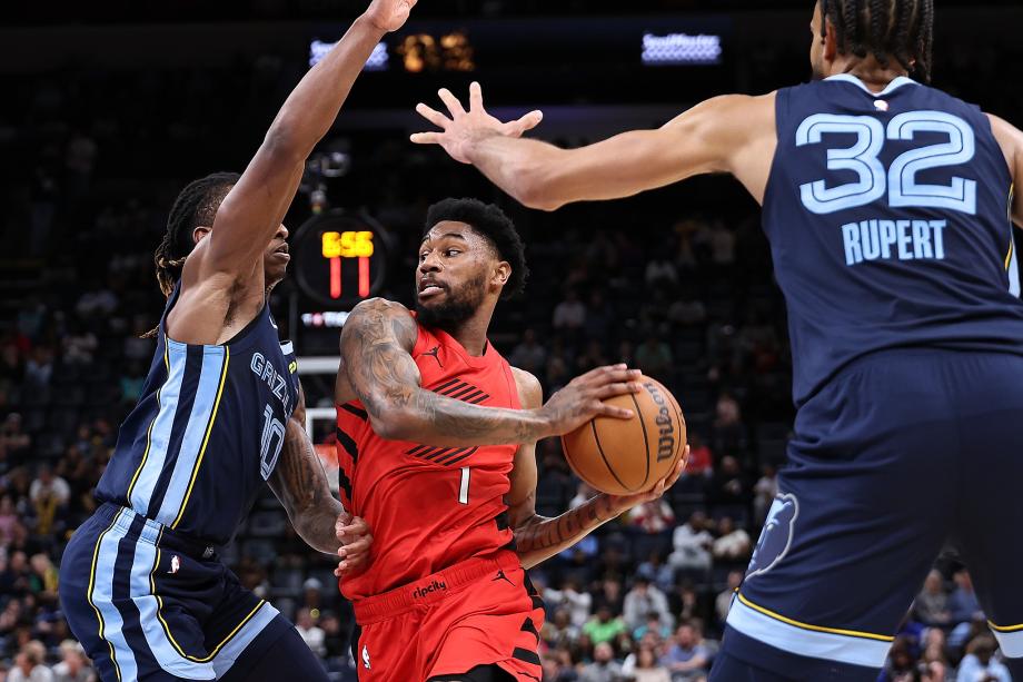 霍勒迪35+11格兰特30+8 开拓者客场力克灰熊