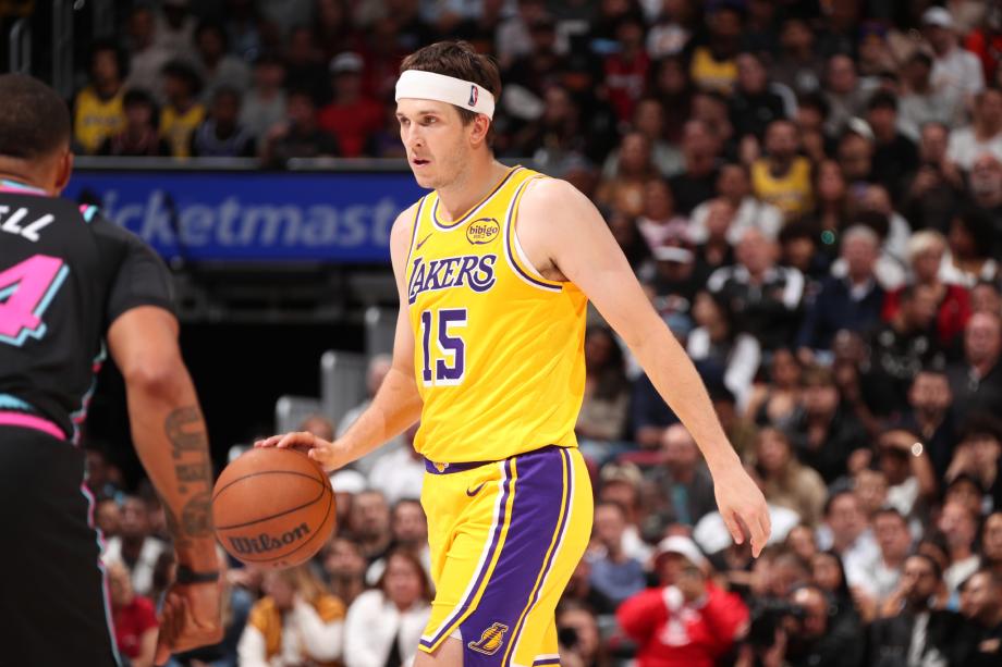 东契奇60分詹姆斯三双+加冕出场王 湖人逆转热火