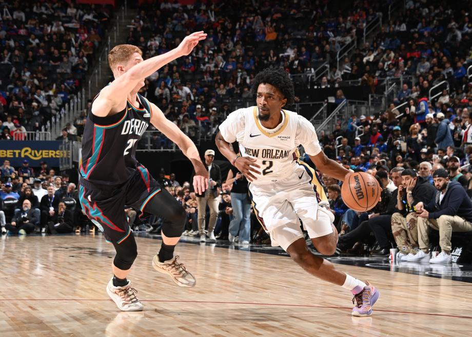 杜伦30+10+7锡安21分 活塞主场轻取鹈鹕