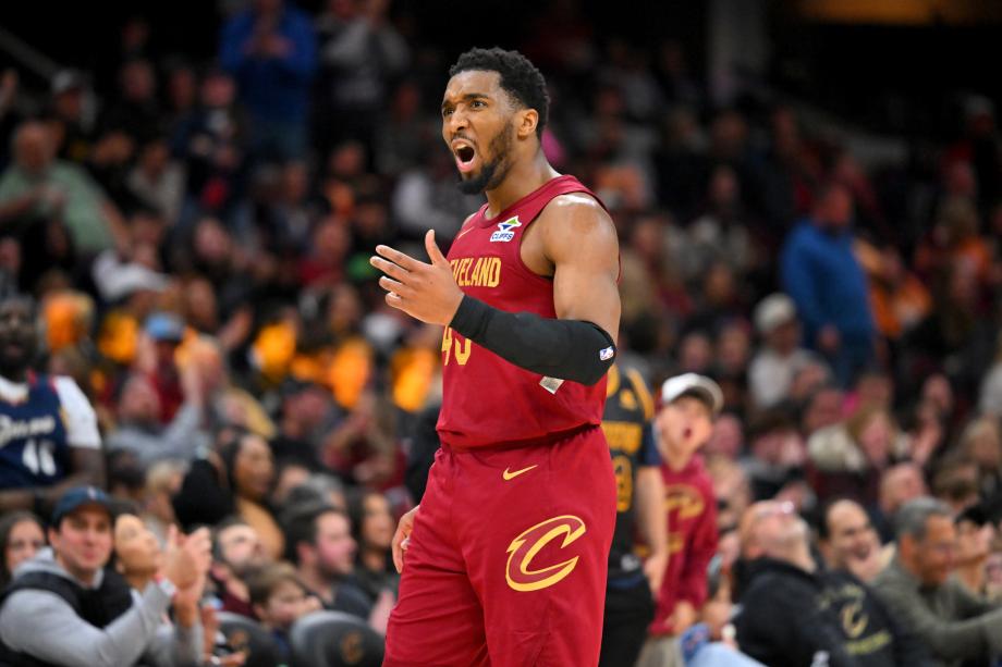 [图]米切尔38+6哈登28+7 骑士校服走路者喜迎连胜星空app下载