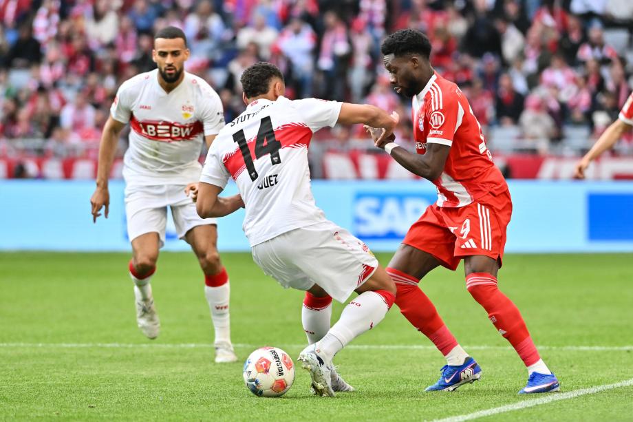 凯恩替补建功 拜仁4-2斯图加特提前4轮夺冠