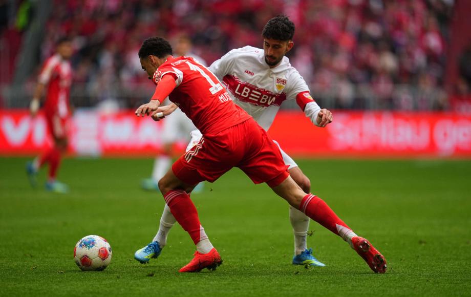 凯恩替补建功 拜仁4-2斯图加特提前4轮夺冠