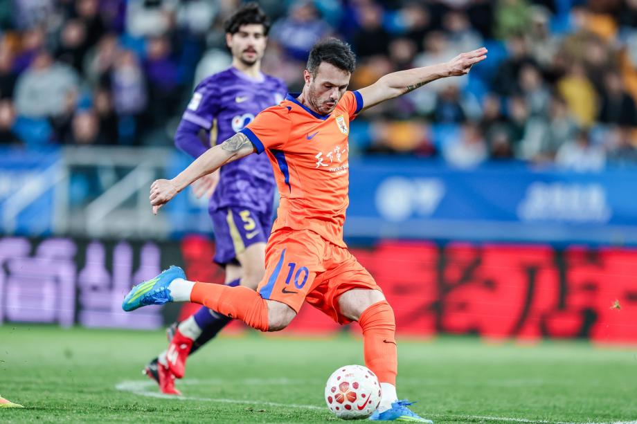 中超-基莱斯世界波陈泽仕建功 泰山2-1逆转津门虎