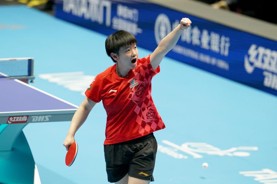 [图]中国队3-2战胜日本队 收获世乒赛女团七连冠