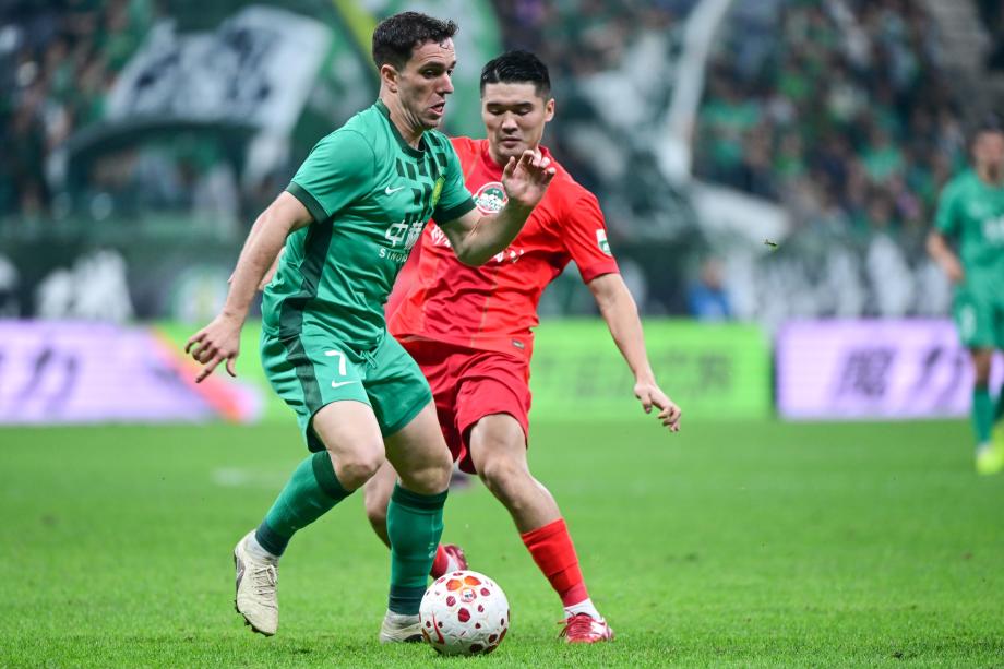 古斯塔沃绝杀达万破门 河南客场2-1逆转国安