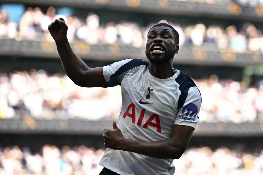 英超-保级成功！热刺1-0埃弗顿第17名收官