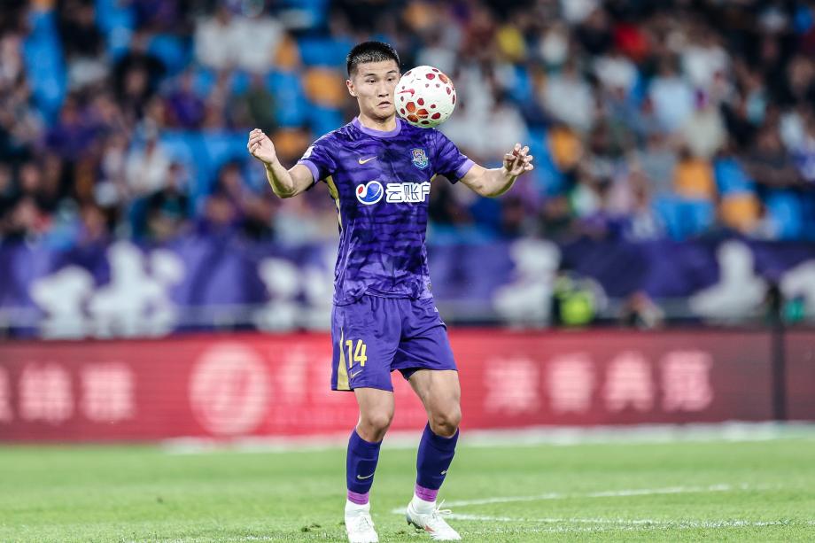 中超-补时阶段连入2球 天津津门虎3-0深圳新鹏城