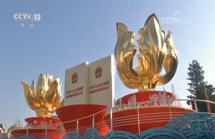 港澳妇女界代表为祖国自豪 望港澳融入国家发展