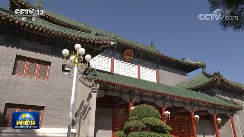习近平在中央政治局第二十四次集体学习时强调 深刻认识推进量子科技发展重大意义 加强量子科技发展战略谋划和系统布局