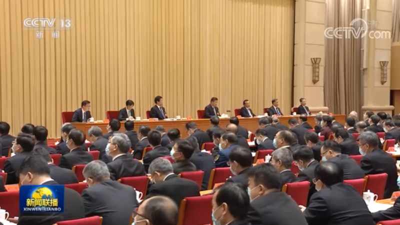 习近平在中央农村工作会议上强调 坚持把解决好“三农”问题作为全党工作重中之重 促进农业高质高效乡村宜居宜业农民富裕富足