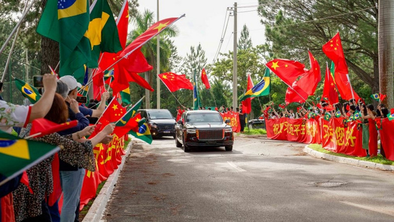 习近平结束出席二十国集团领导人第十九次峰会并对巴西进行国事访问 乘专机离开巴西利亚
