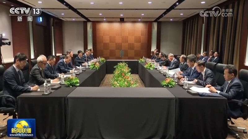 李强会见韩国三星集团会长