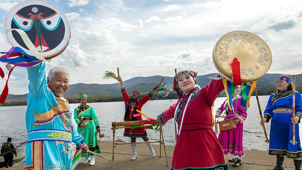 China's Hezhen Yimakan storytelling inscribed on UNESCO Representative List