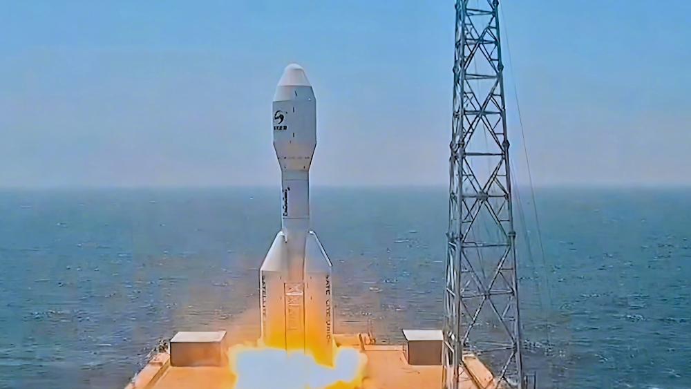 一箭九星！引力一号遥四运载火箭发射成功