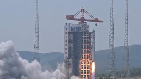 一箭七星！长征六号丙遥一运载火箭发射成功