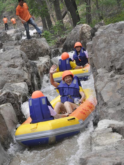 雾灵西峰高山漂流寻刺激-旅游欣赏-百姓中国周刊官网